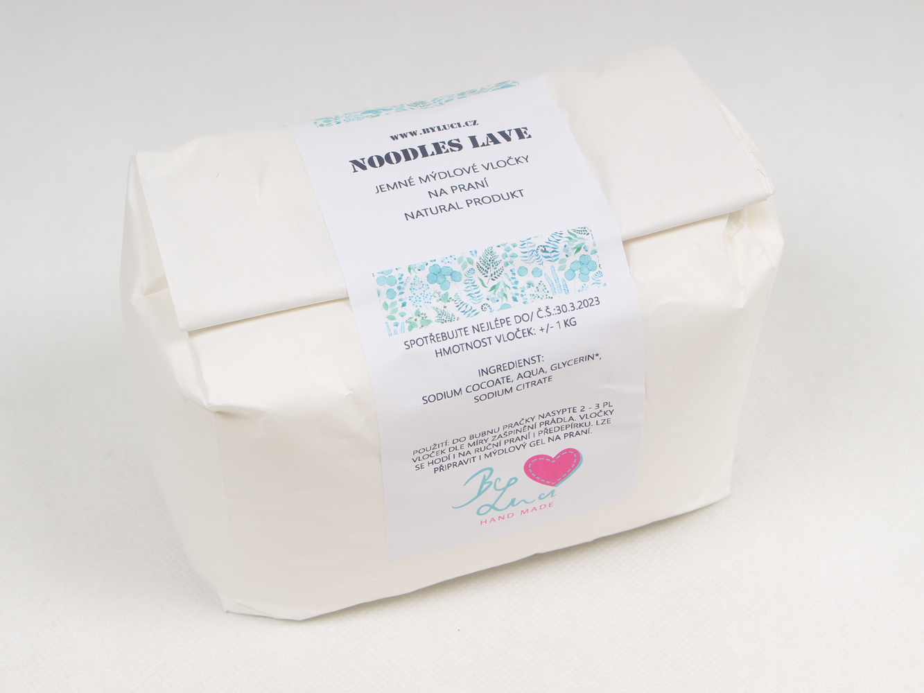 Noodles Lave – mýdlové vločky na praní 1 kg