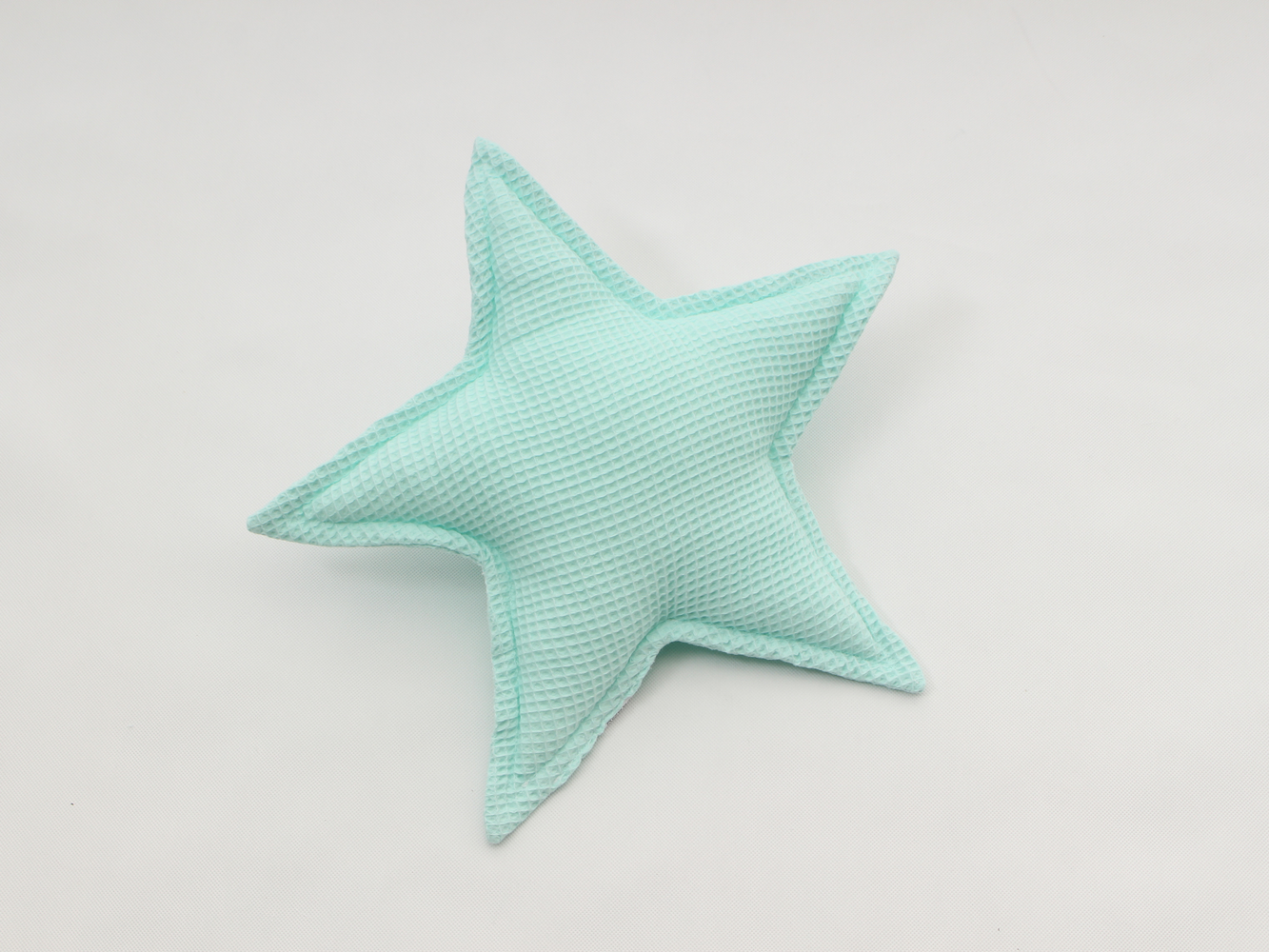 Dekorační polštář 45x45 cm - hvězda mentolová